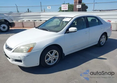 2006 Honda Accord 2.4 Se z USA, uszkodzony, nr VIN 1HGCM56336A097764